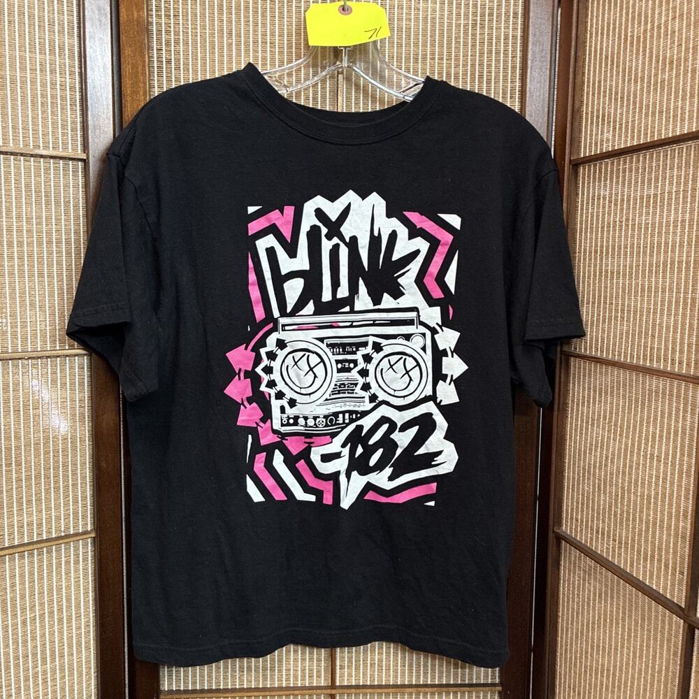 Vintage Graphic T-Shirts - Blink182 - Size Xs- T9971